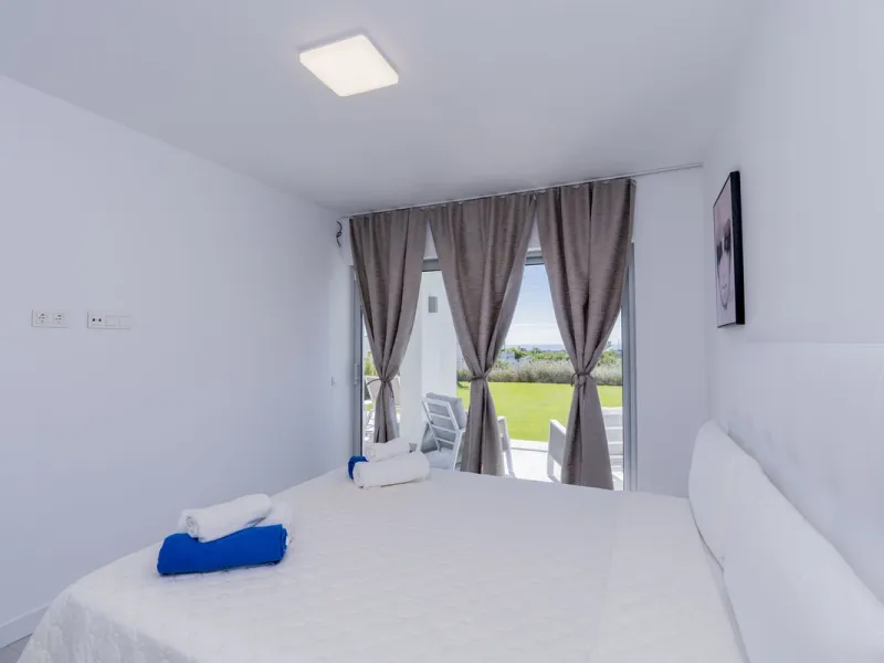 Апартамент нижний этаж, Estepona, Costa del Sol