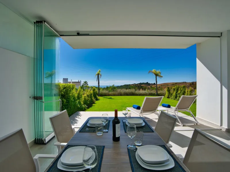 Апартамент нижний этаж, Estepona, Costa del Sol