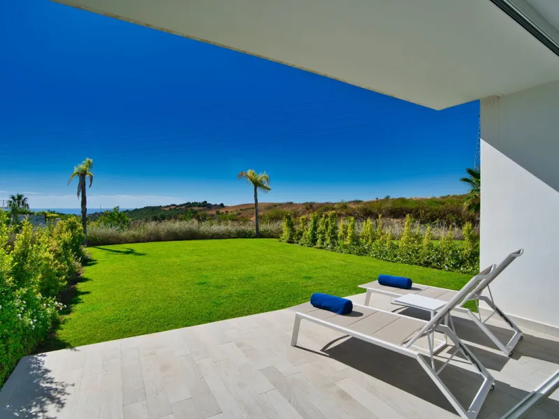 Апартамент нижний этаж, Estepona, Costa del Sol
