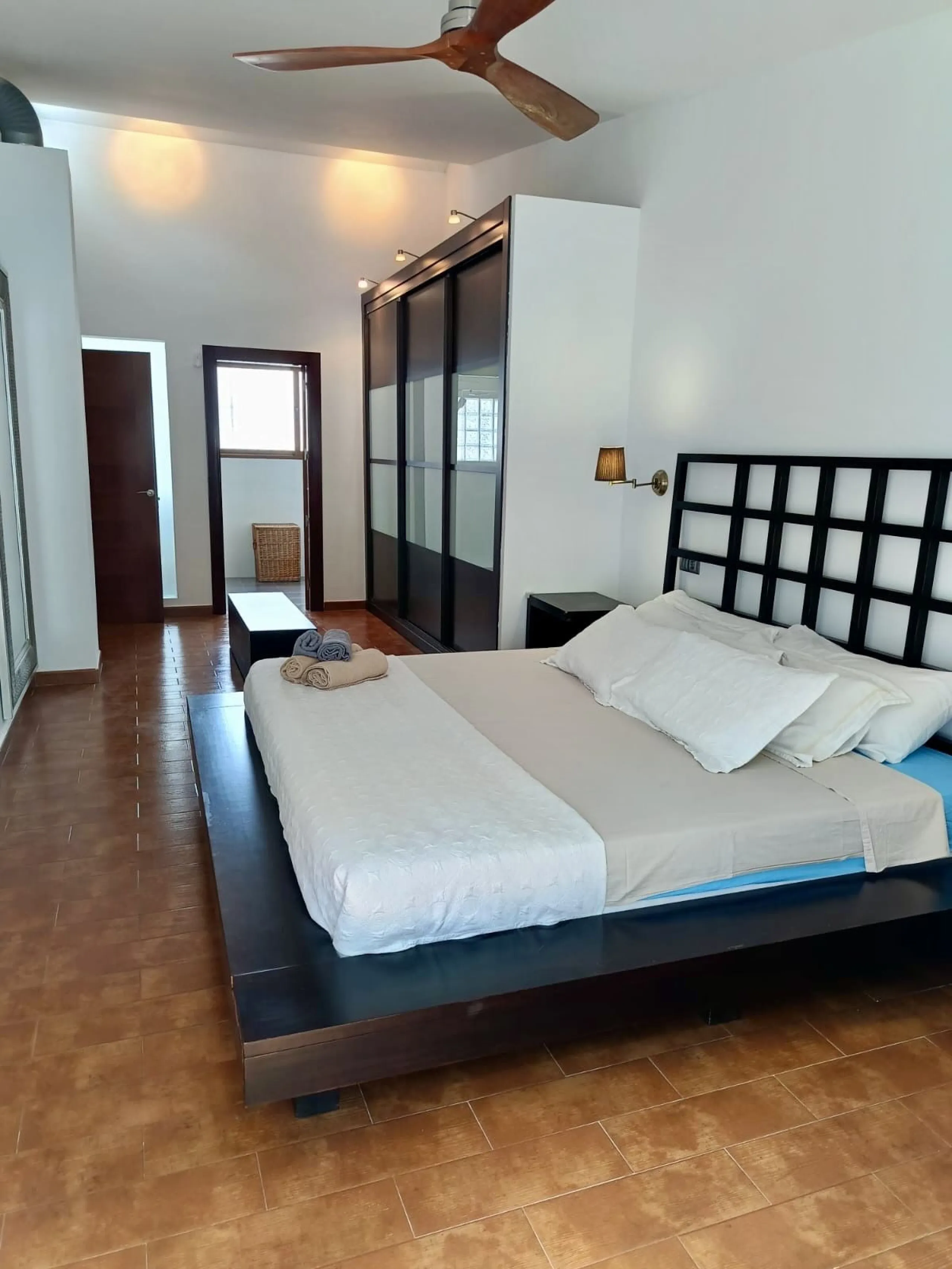 LOCATION!!! LOCATION!! Just 100 metres from the beach!!