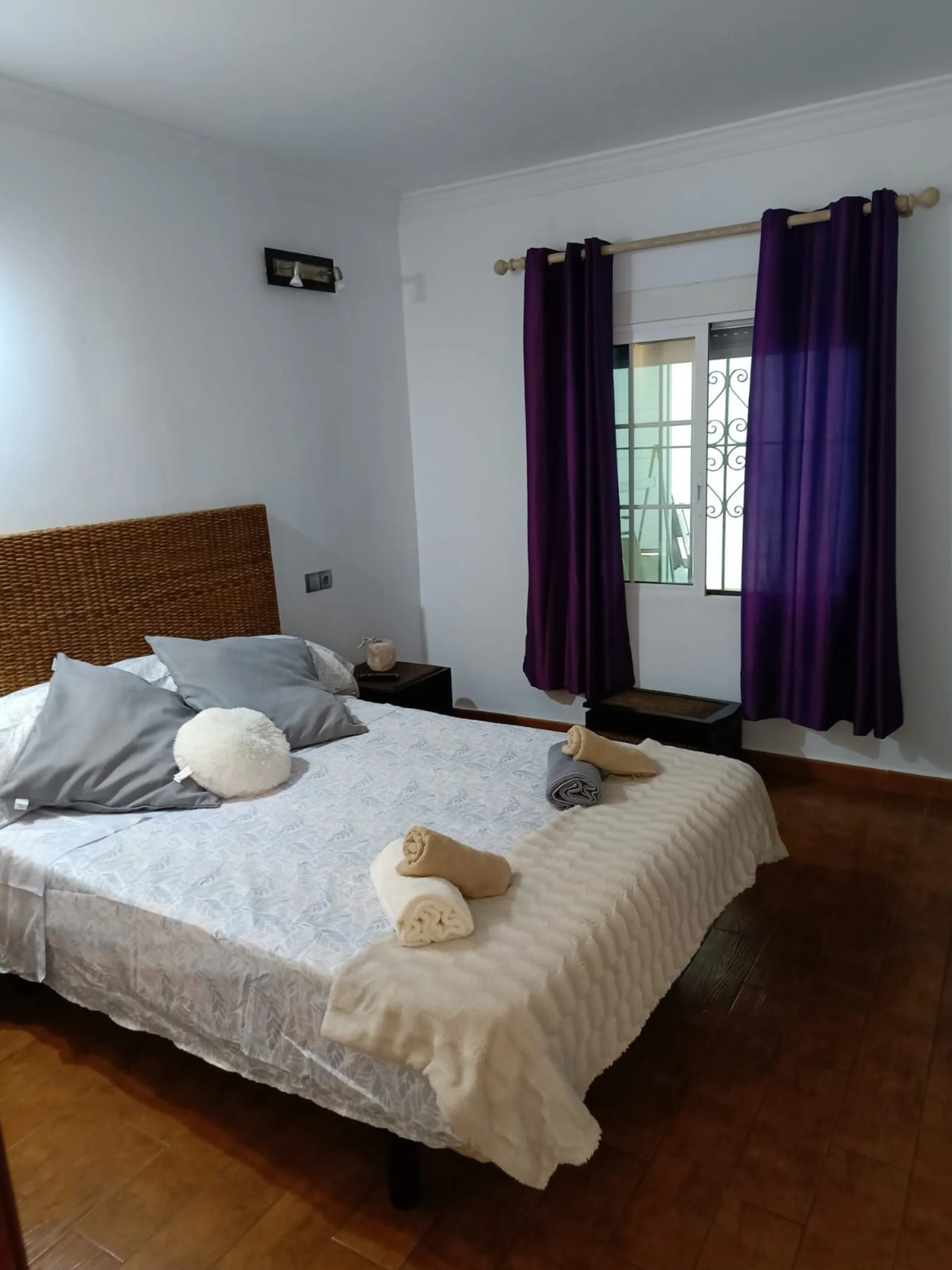 LOCATION!!! LOCATION!! Just 100 metres from the beach!!