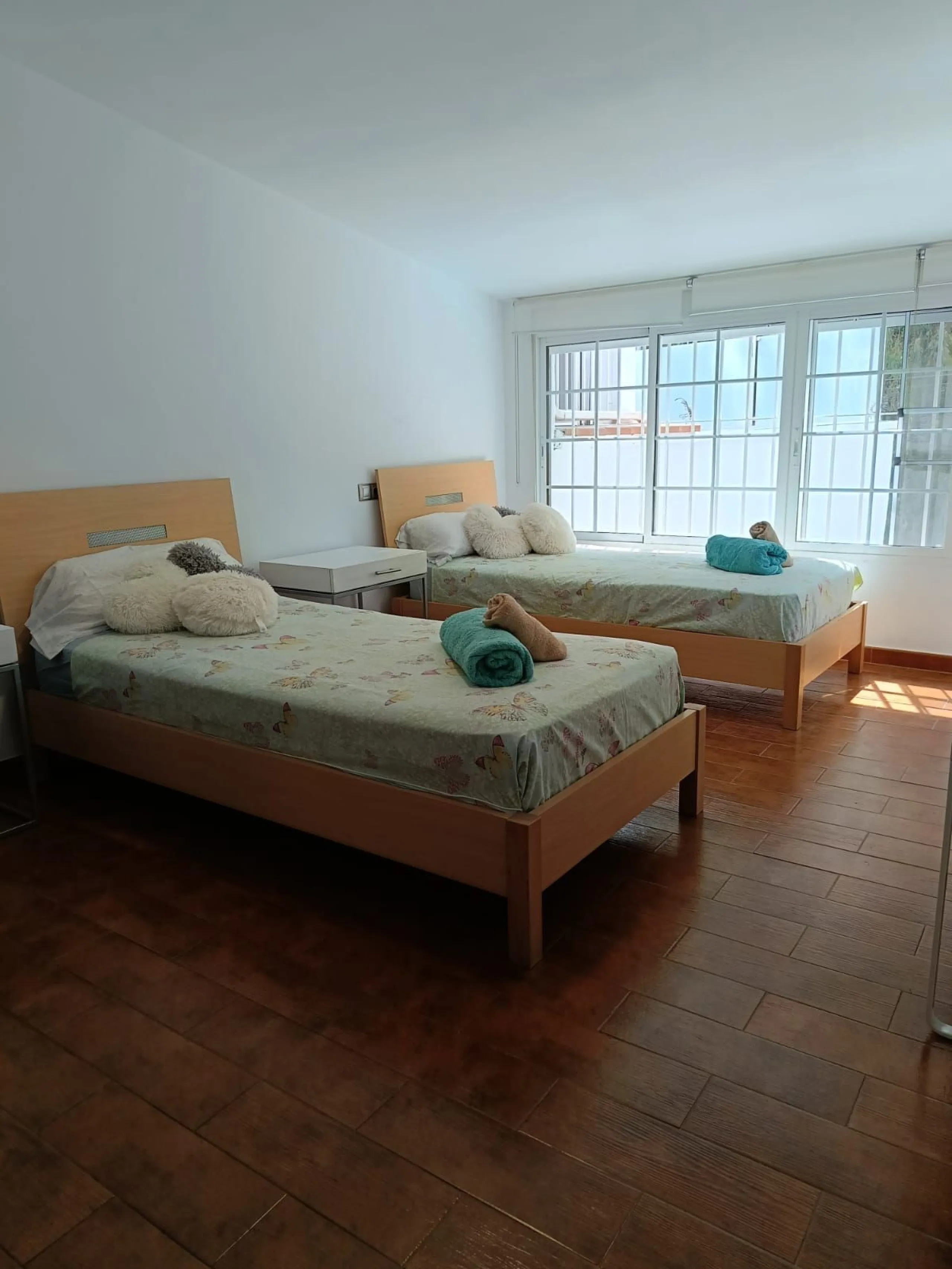 LOCATION!!! LOCATION!! Just 100 metres from the beach!!