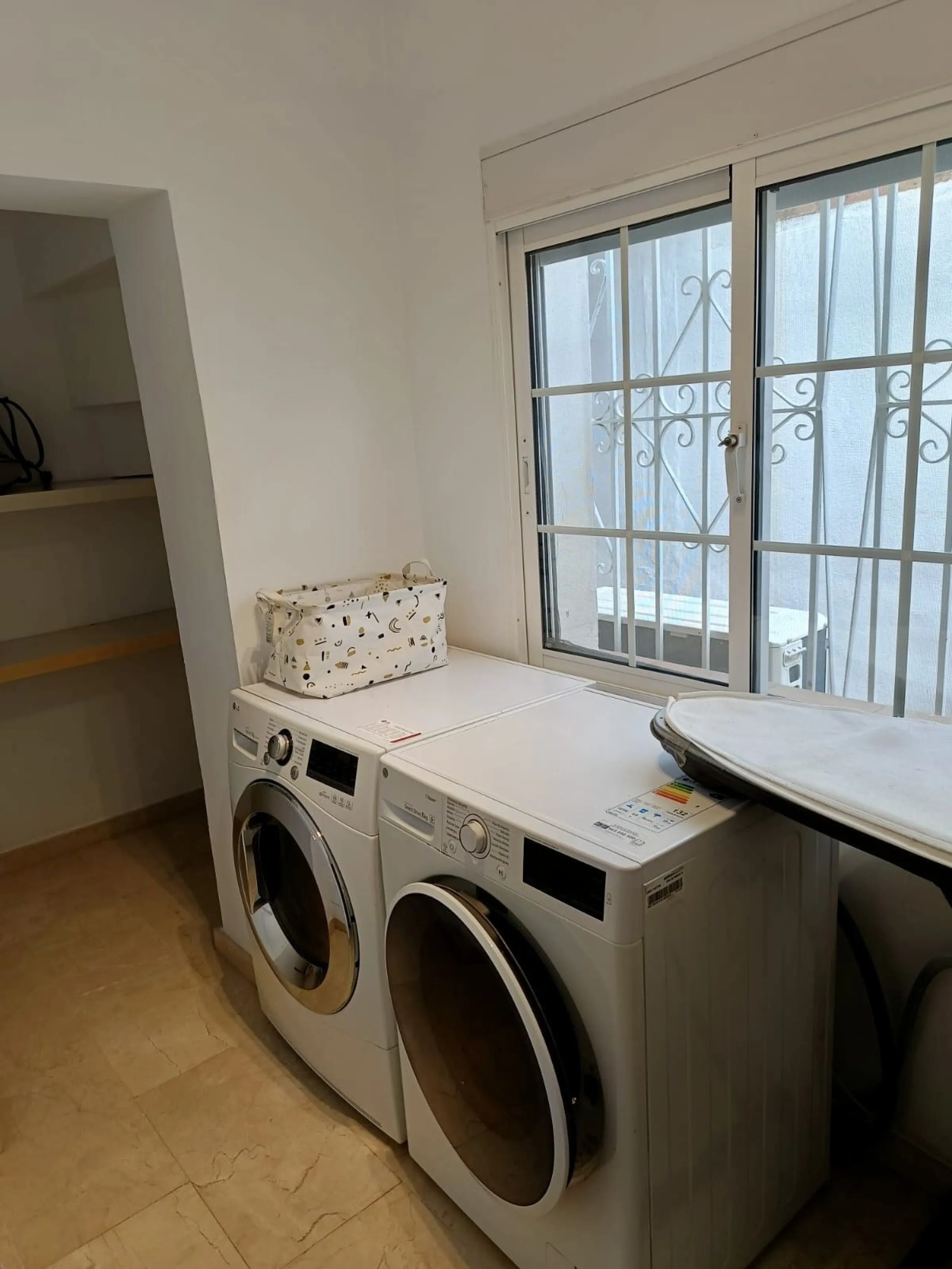 LOCATION!!! LOCATION!! Just 100 metres from the beach!!