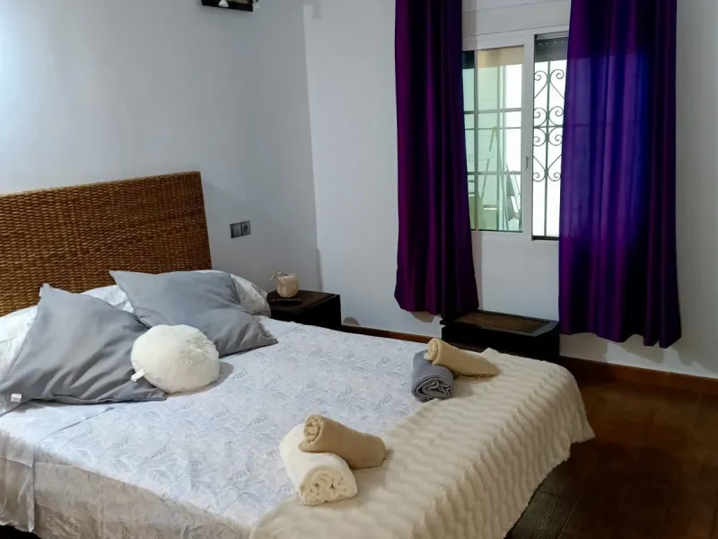 LOCATION!!! LOCATION!! Just 100 metres from the beach!!