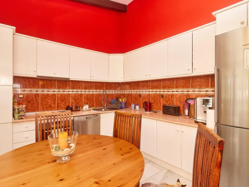House - Detached Villa в продаже в Mijas, Málaga. В доме 4 спален и 2 ванных комнат. Площадь дома 261 м². Площадь участка 800 м²
