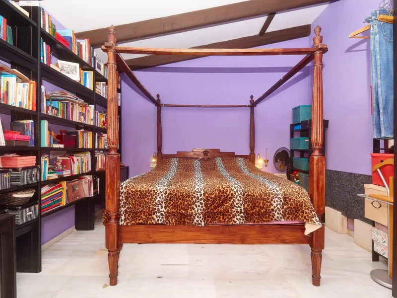 House - Detached Villa в продаже в Mijas, Málaga. В доме 4 спален и 2 ванных комнат. Площадь дома 261 м². Площадь участка 800 м²