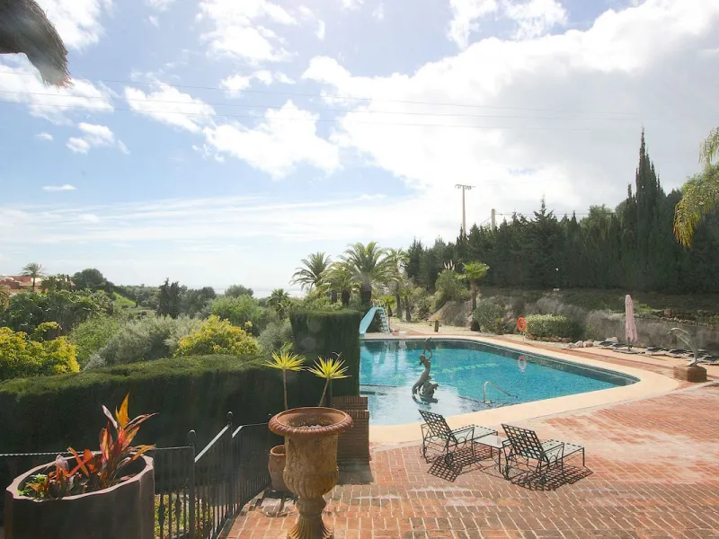 A warm welcome to this wonderful Andalusian style villa with unique qualities and built on a 5000m2 plot of land. This 7 bedroom, 6 bathroom property is situated in Benalmadena Costa, walking distance to the beach and amenities.