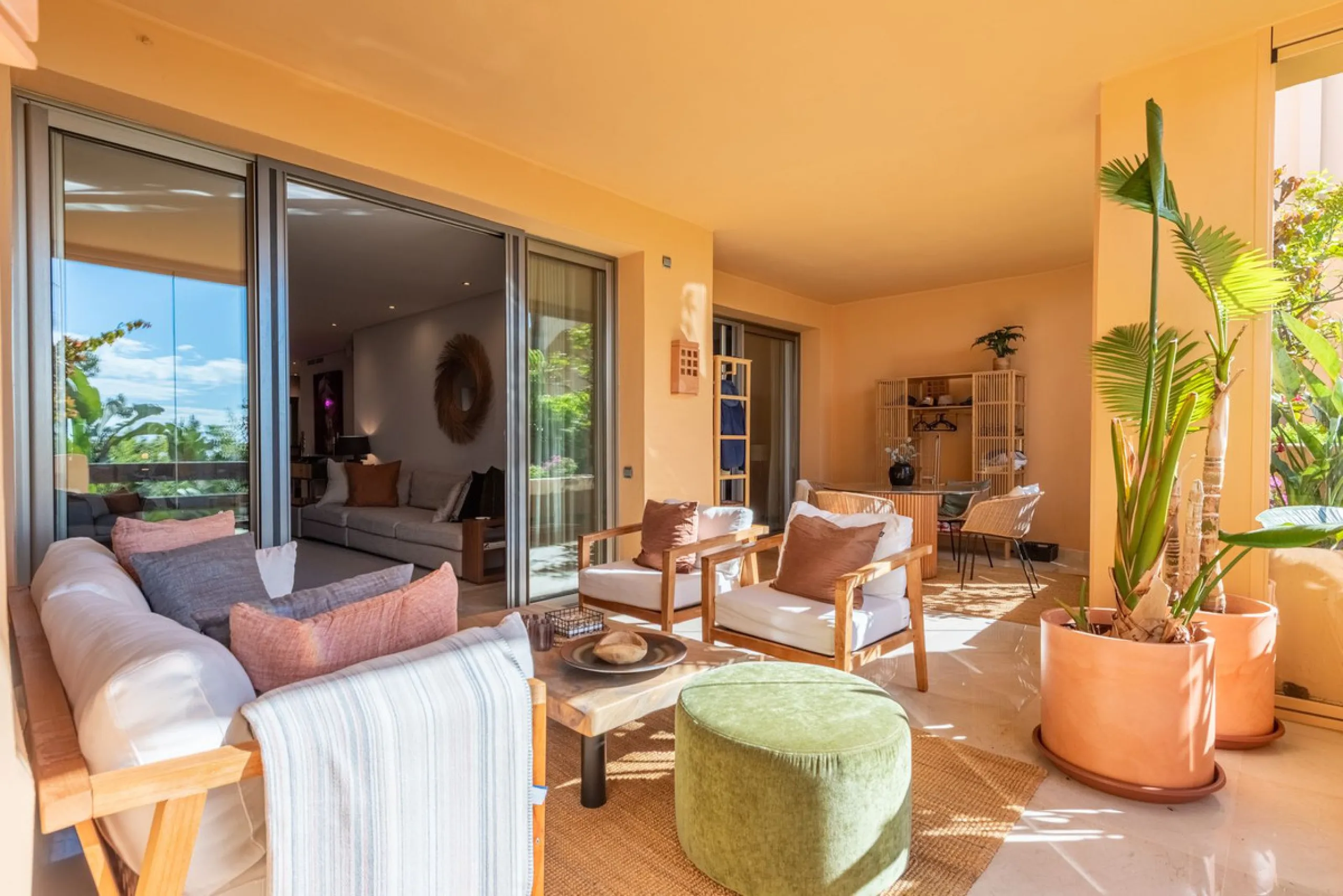 Exquisite Apartment  in Mansion Club, Marbella's Prestigious Golden Mile