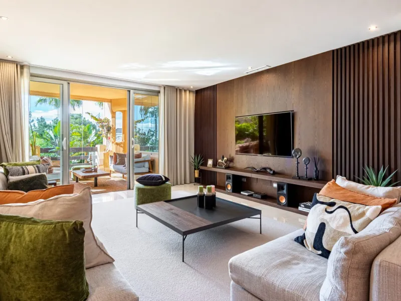 Exquisite Apartment  in Mansion Club, Marbella's Prestigious Golden Mile