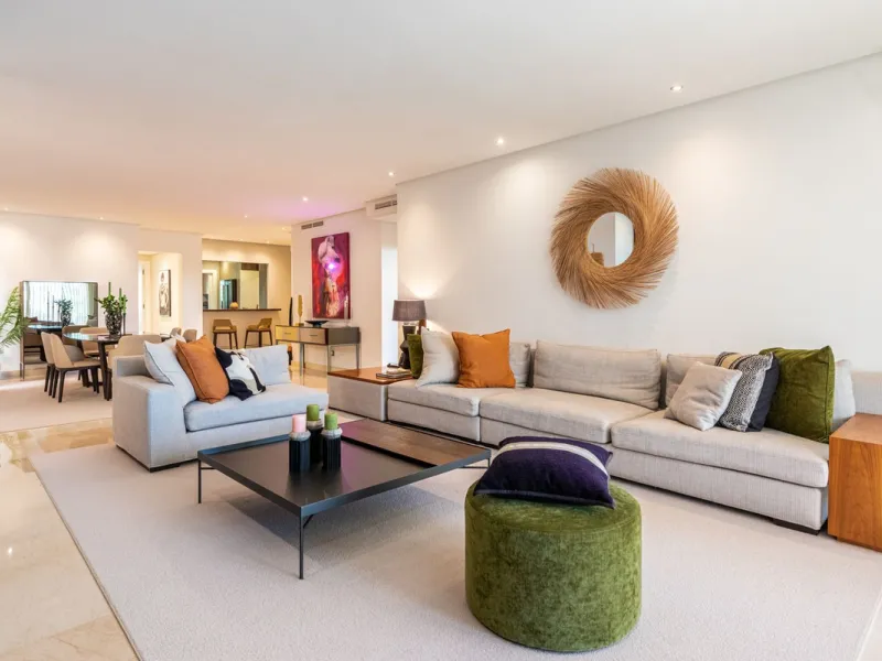 Exquisite Apartment  in Mansion Club, Marbella's Prestigious Golden Mile