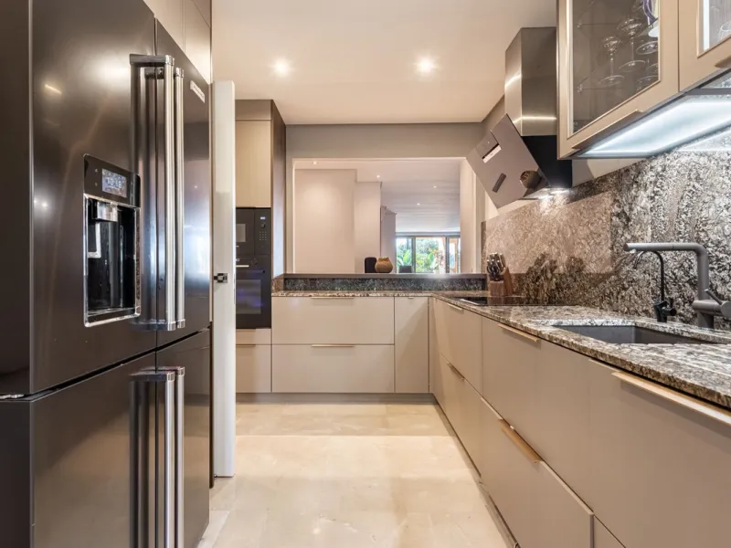 Exquisite Apartment  in Mansion Club, Marbella's Prestigious Golden Mile