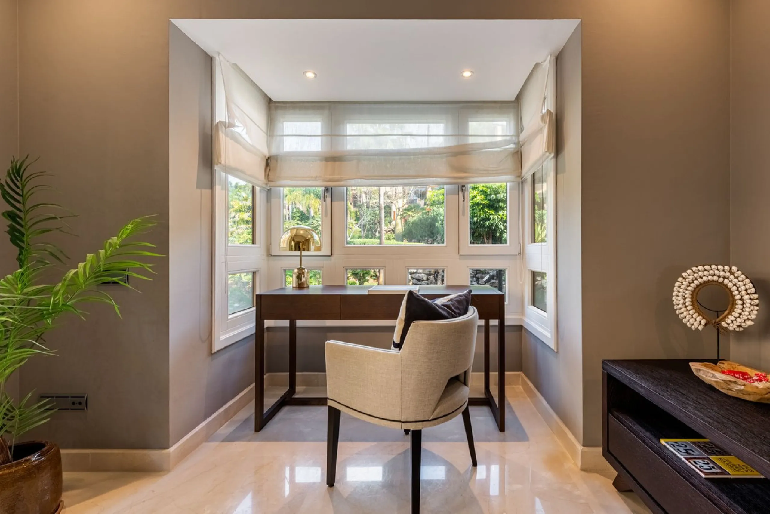 Exquisite Apartment  in Mansion Club, Marbella's Prestigious Golden Mile