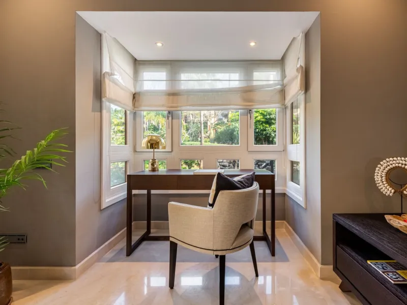 Exquisite Apartment  in Mansion Club, Marbella's Prestigious Golden Mile