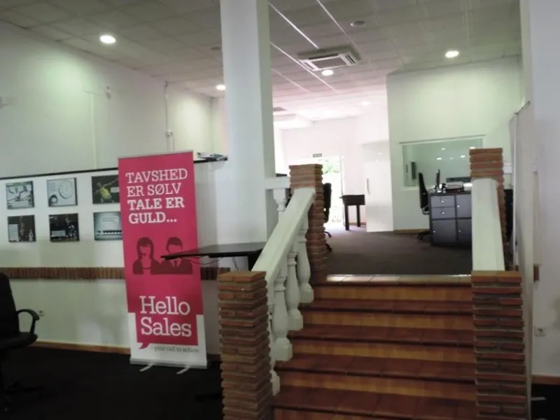Commercial premises centrally located in Fuengirola, just 150 meters from the Feria Ground. Originally comprising four separate units, the property has been consolidated into a single premises, with the potential to reinstate divisions if desired. Current
