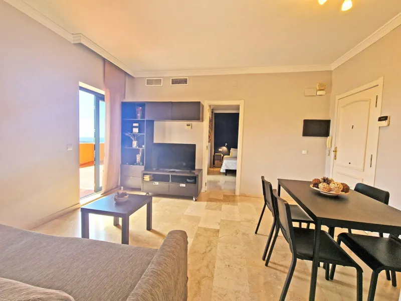 Charming One-Bedroom Penthouse with Panoramic Views in Elviria, Marbella
