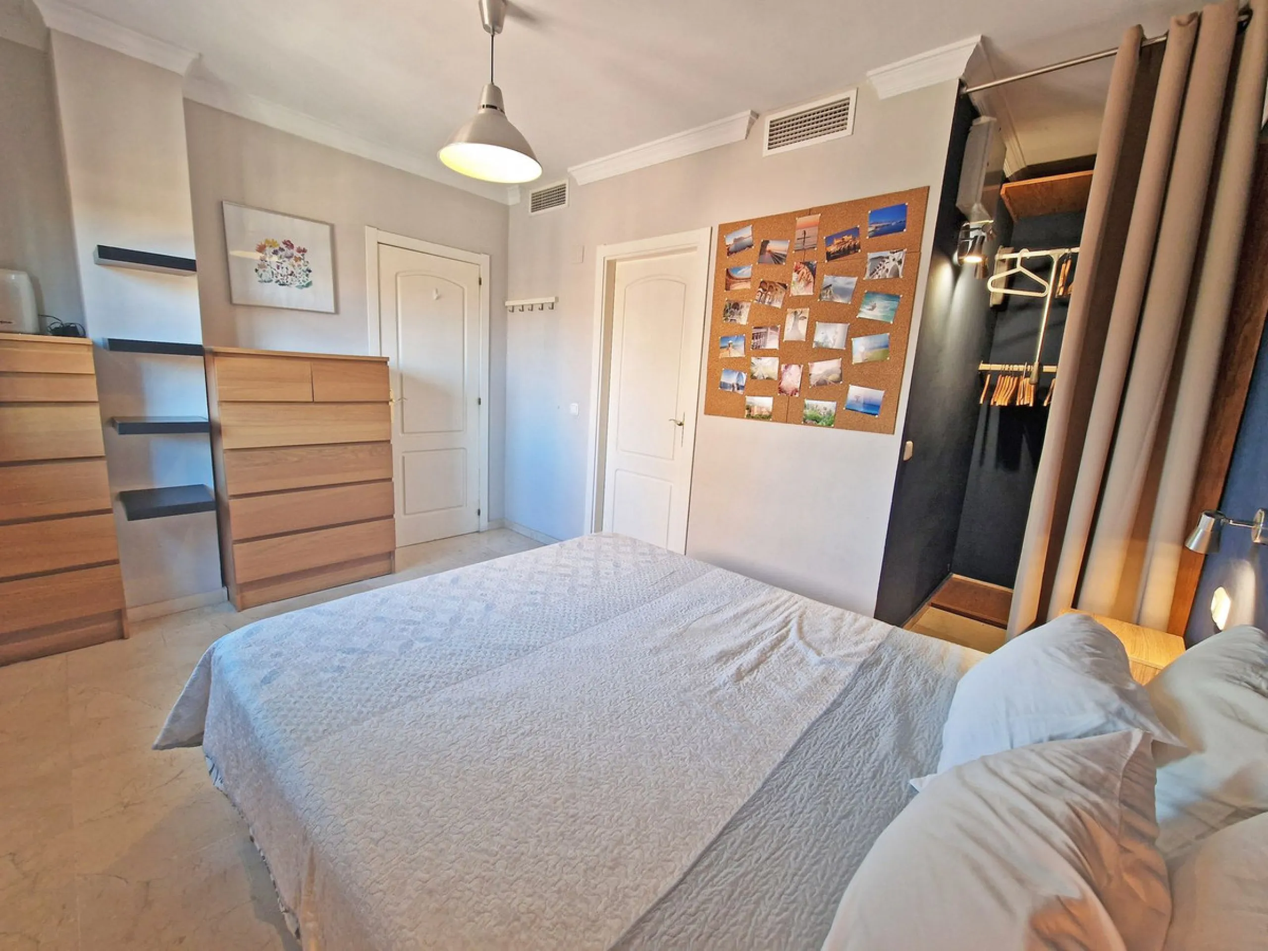 Charming One-Bedroom Penthouse with Panoramic Views in Elviria, Marbella
