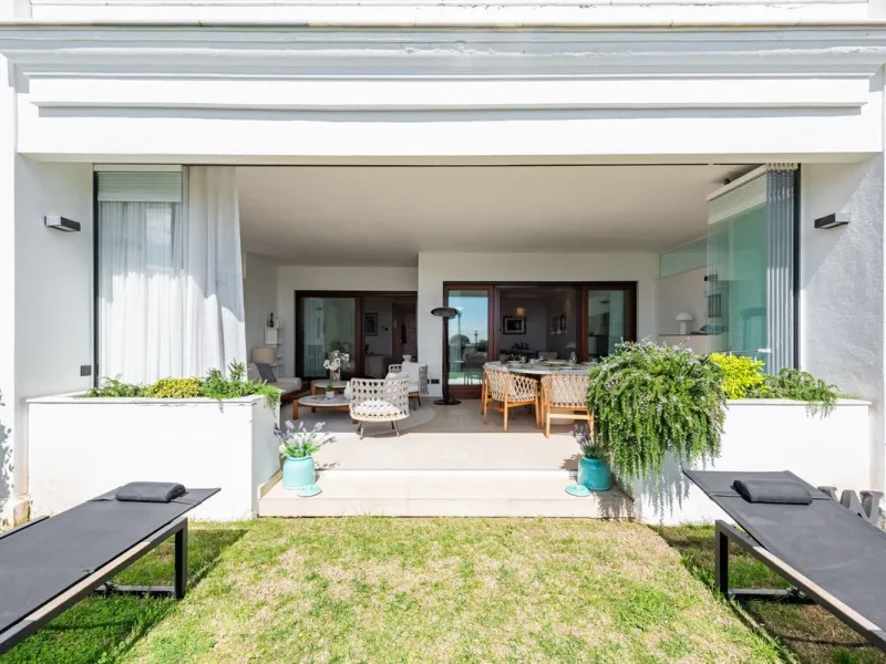 Апартамент средний этаж, Estepona, Costa del Sol