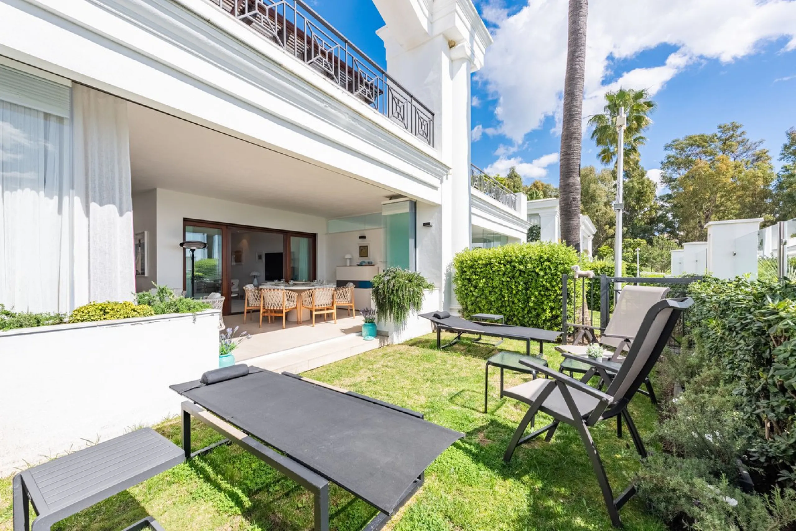 Апартамент средний этаж, Estepona, Costa del Sol