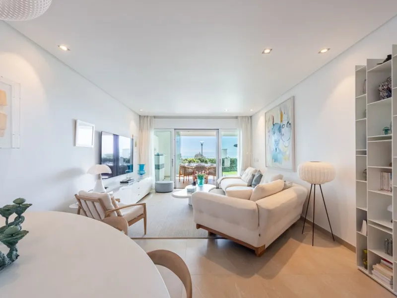 Апартамент средний этаж, Estepona, Costa del Sol
