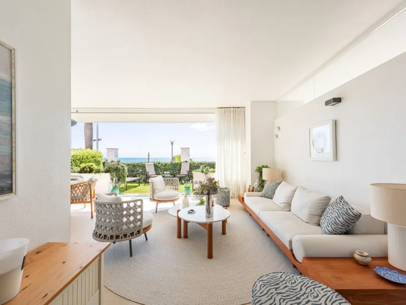 Апартамент средний этаж, Estepona, Costa del Sol