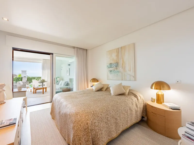 Апартамент средний этаж, Estepona, Costa del Sol
