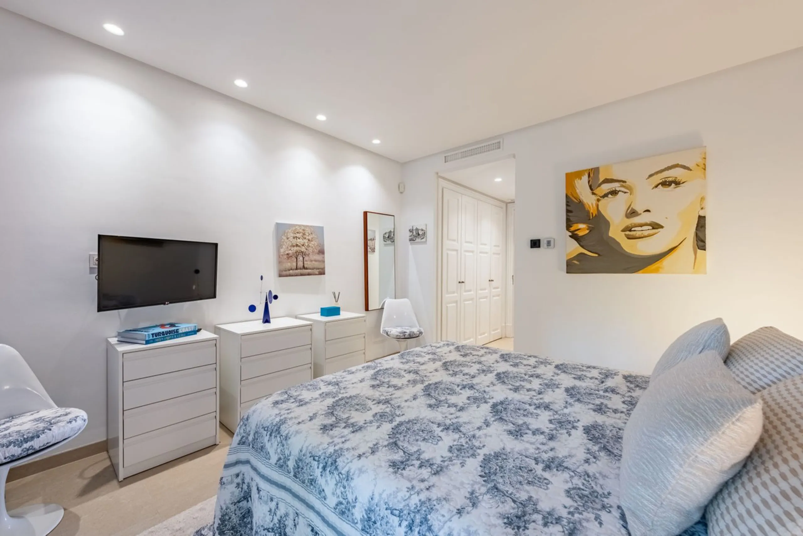 Апартамент средний этаж, Estepona, Costa del Sol