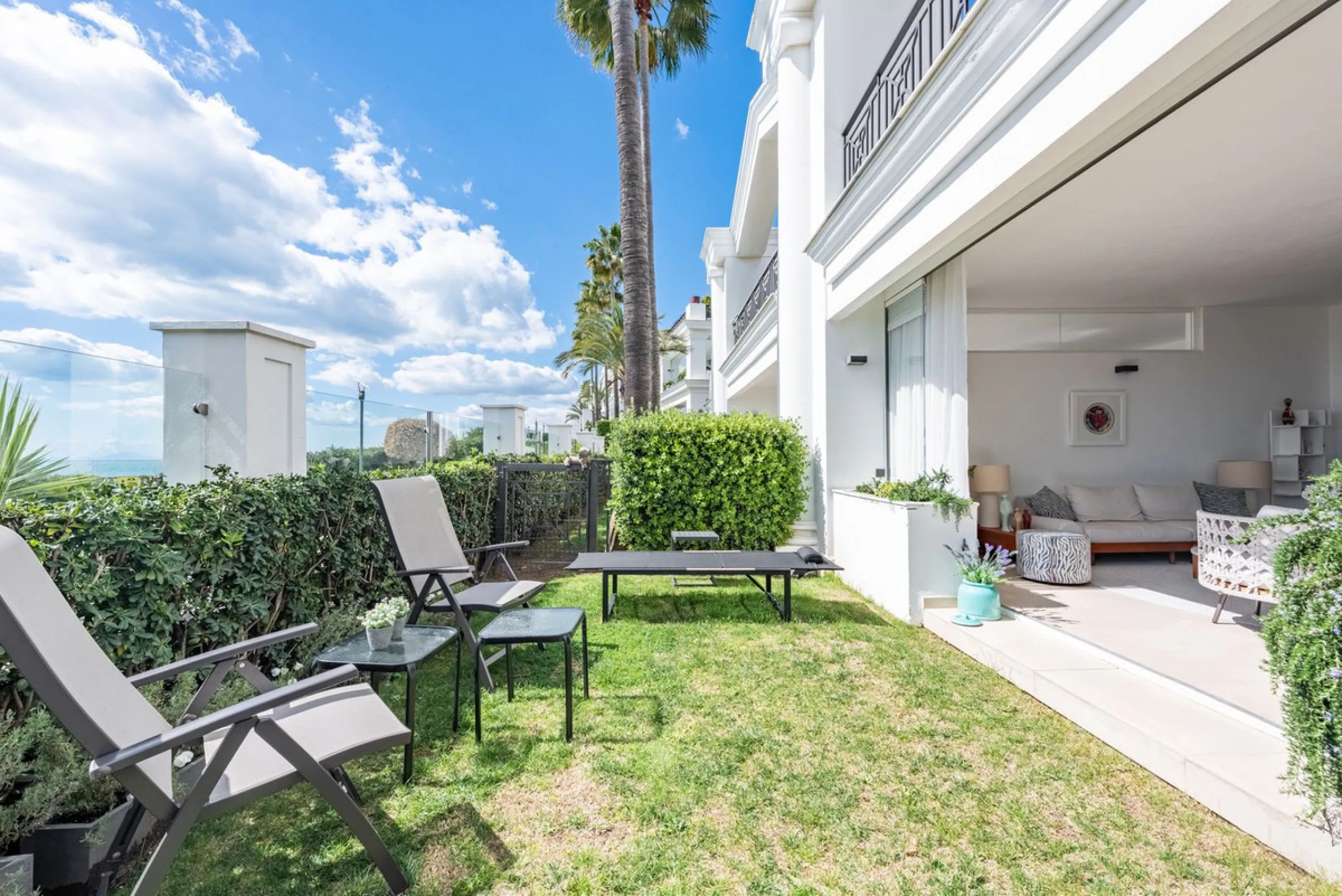 Апартамент средний этаж, Estepona, Costa del Sol