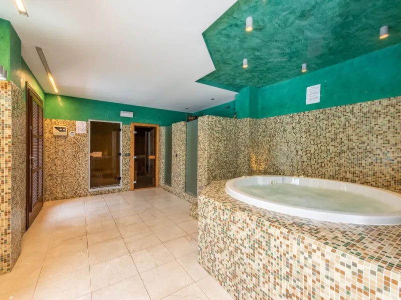 Апартамент средний этаж, Estepona, Costa del Sol