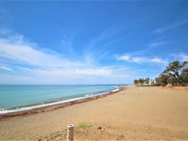 Exceptional Opportunity in El Padrón, Estepona – Your Dream Home Awaits
