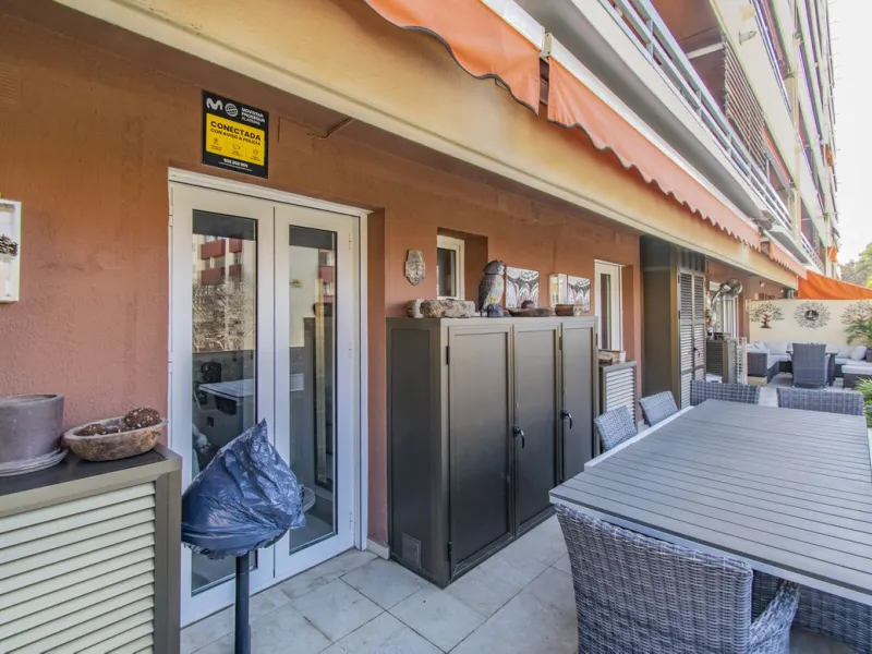 LARGE PROPERTY 200 METERS FROM THE BEACH IN THE CENTER OF MARBELLA