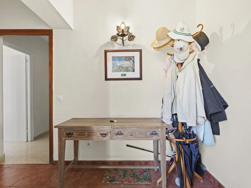 This charming single-storey villa presents a rare opportunity to create a truly special home in one of the most prestigious areas of Guadalmina Baja. Set on a generous 813m² plot, the property enjoys a unique and tranquil position as one of just four hous