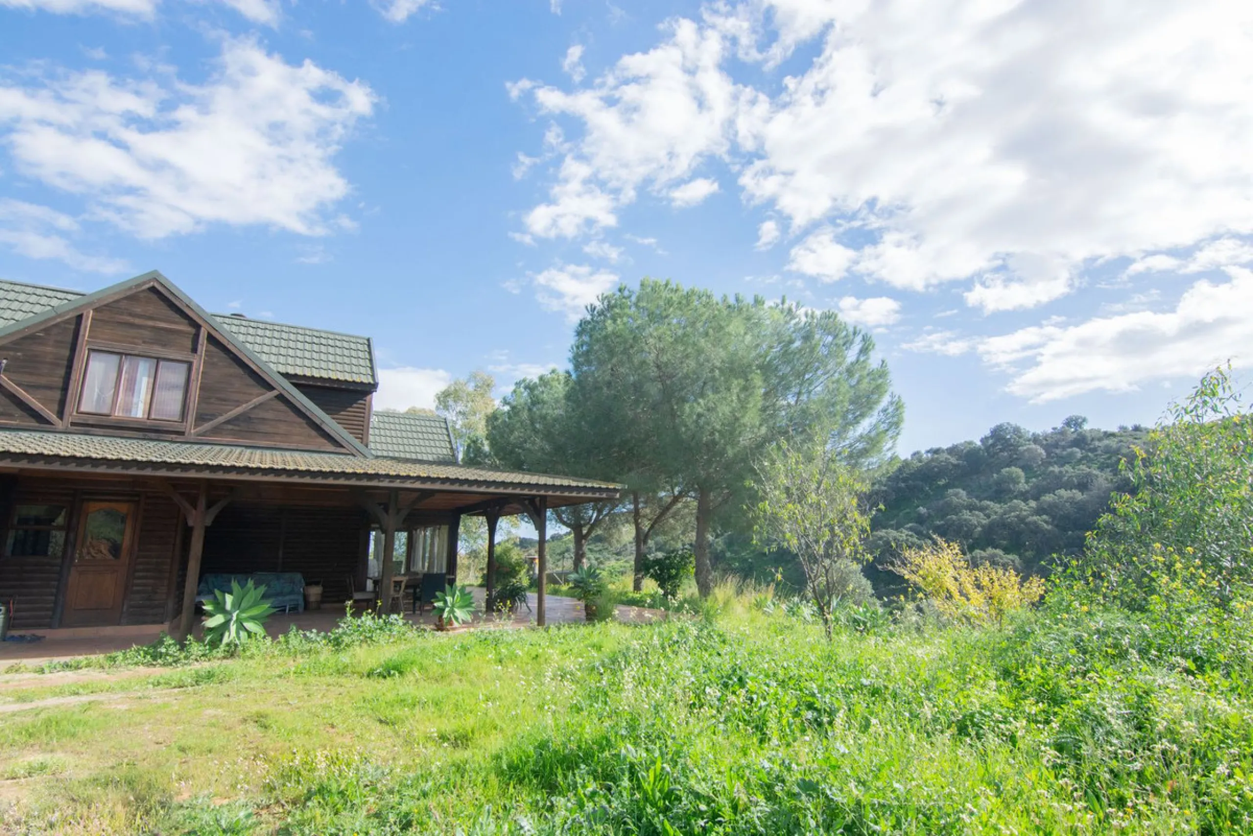 House - Finca - Cortijo в продаже в Mijas, Málaga. В доме 3 спален и 3 ванных комнат. Площадь дома 240 м². Площадь участка 6462 м²