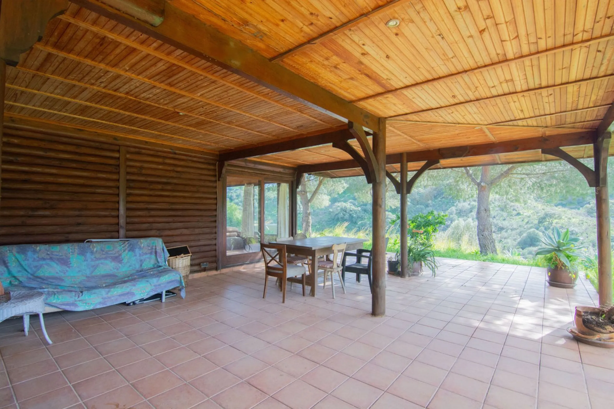 House - Finca - Cortijo в продаже в Mijas, Málaga. В доме 3 спален и 3 ванных комнат. Площадь дома 240 м². Площадь участка 6462 м²