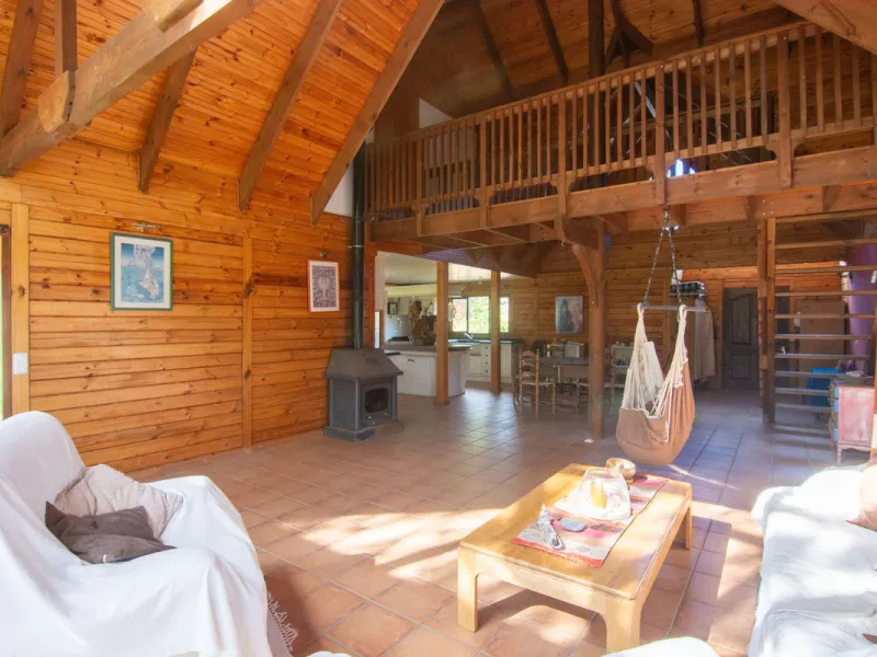 House - Finca - Cortijo в продаже в Mijas, Málaga. В доме 3 спален и 3 ванных комнат. Площадь дома 240 м². Площадь участка 6462 м²
