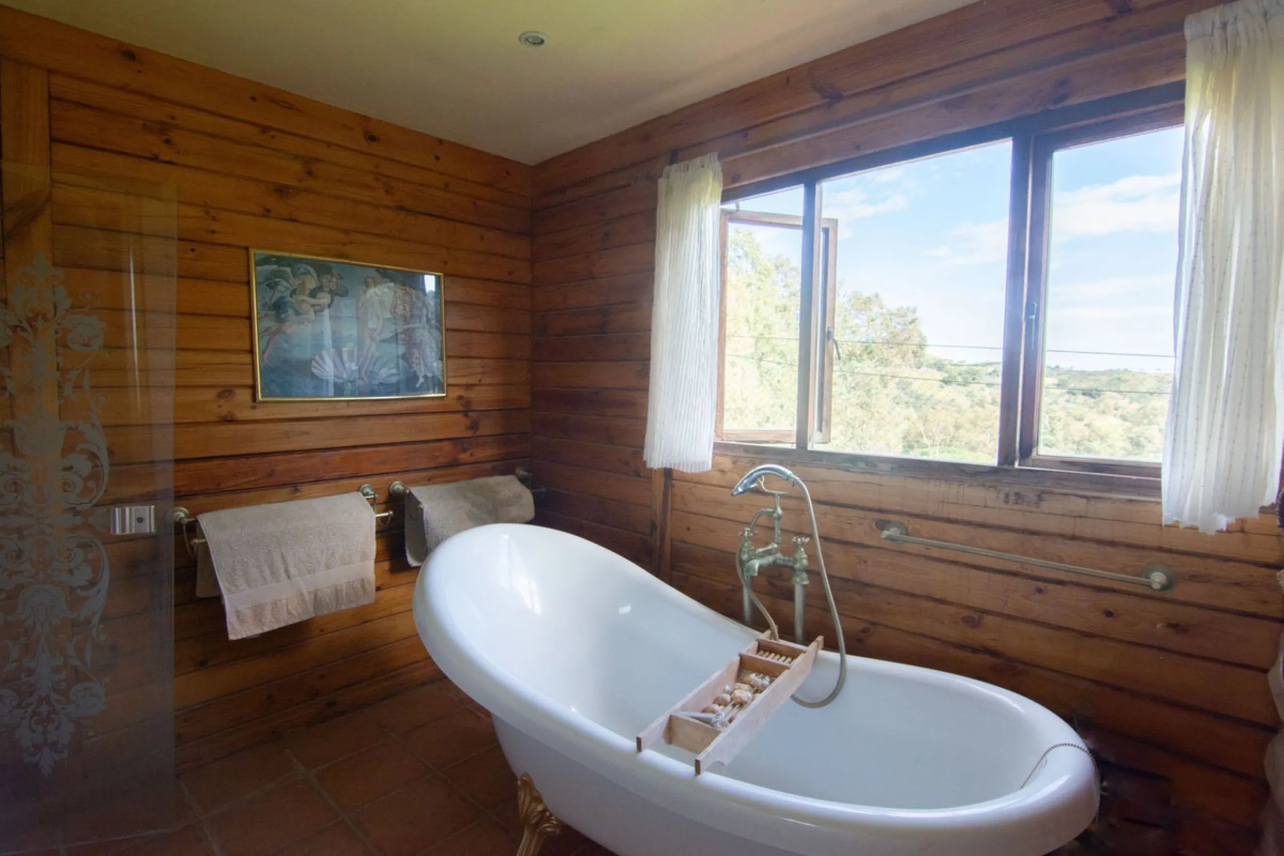 House - Finca - Cortijo в продаже в Mijas, Málaga. В доме 3 спален и 3 ванных комнат. Площадь дома 240 м². Площадь участка 6462 м²