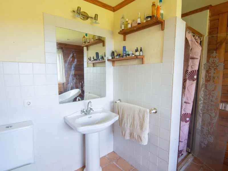 House - Finca - Cortijo в продаже в Mijas, Málaga. В доме 3 спален и 3 ванных комнат. Площадь дома 240 м². Площадь участка 6462 м²