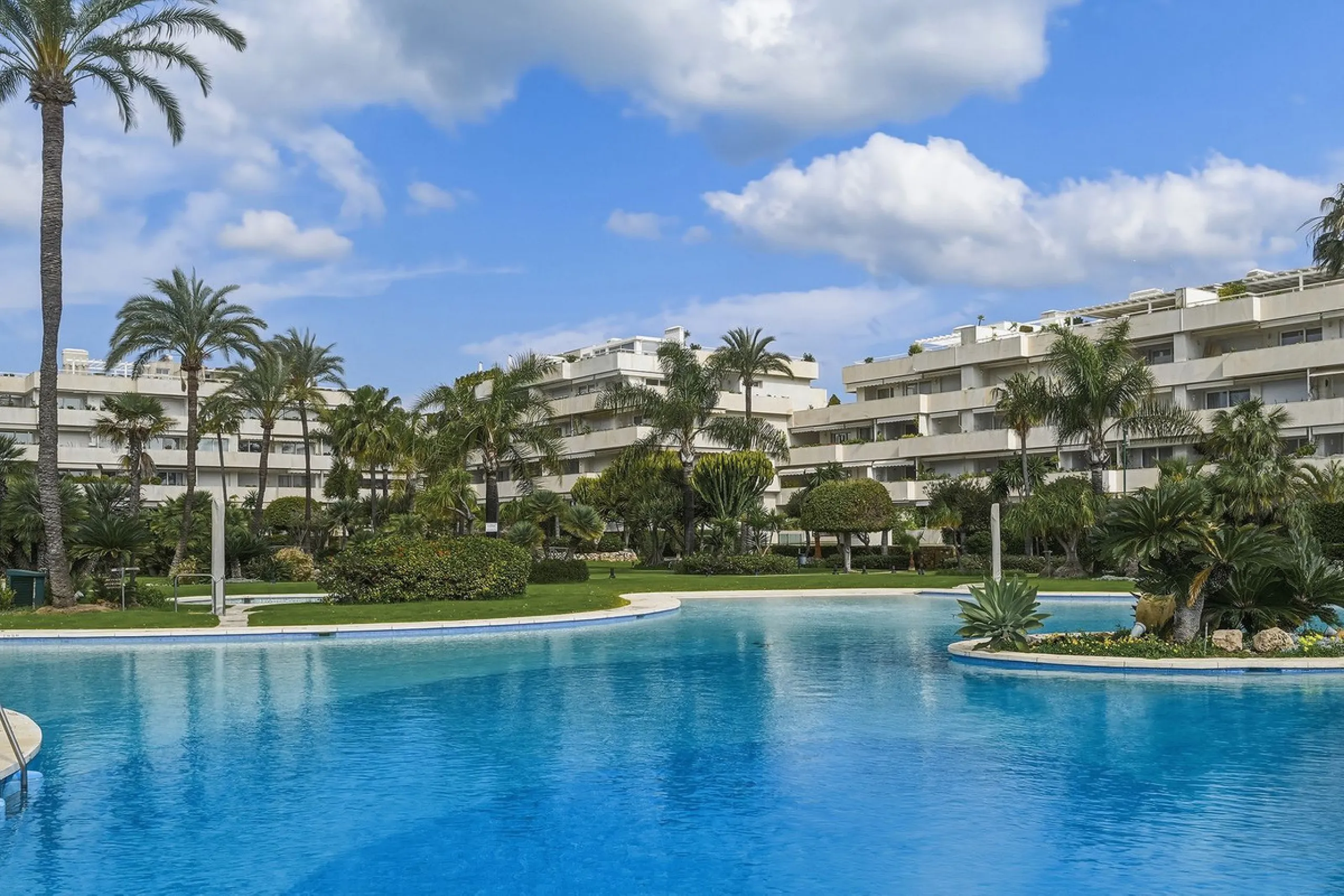 Bargain! Frontline beach apartment Los Granados one Puerto Banus for sale, Marbella.