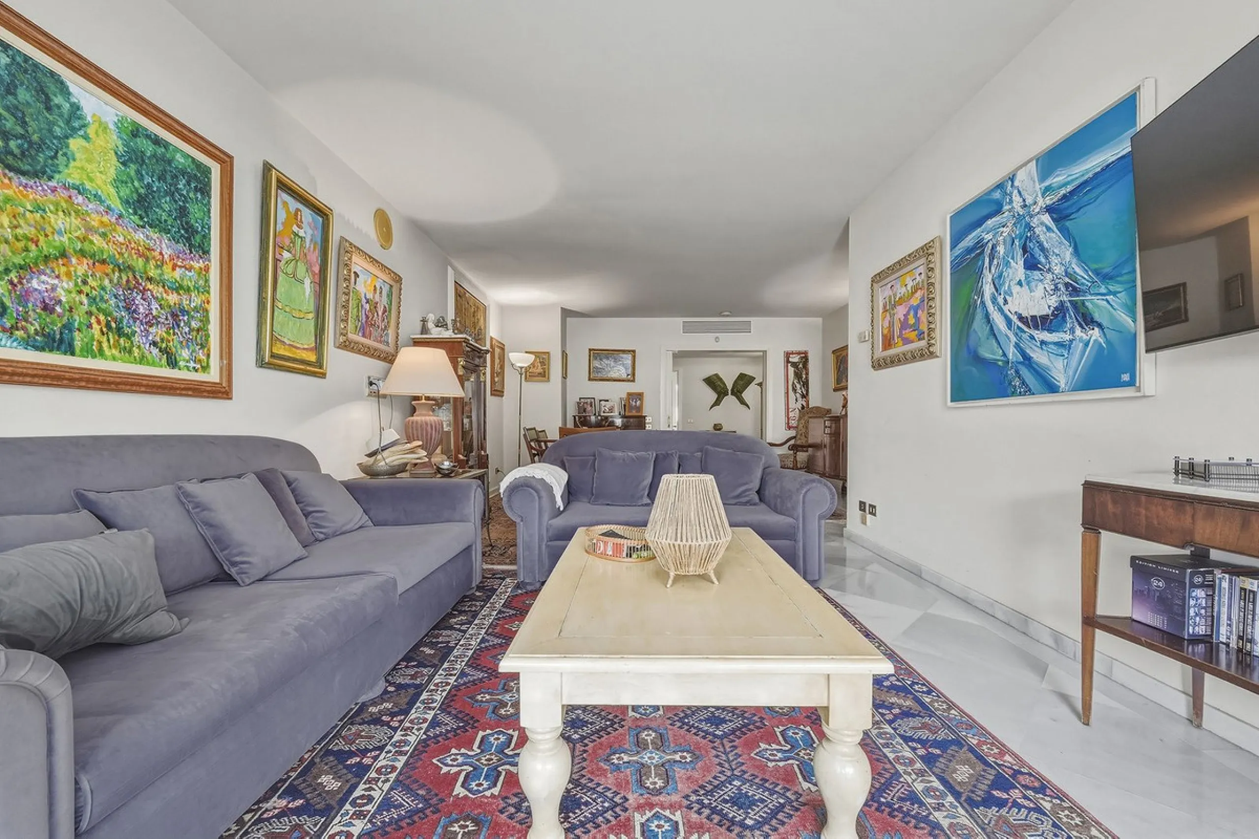 Bargain! Frontline beach apartment Los Granados one Puerto Banus for sale, Marbella.