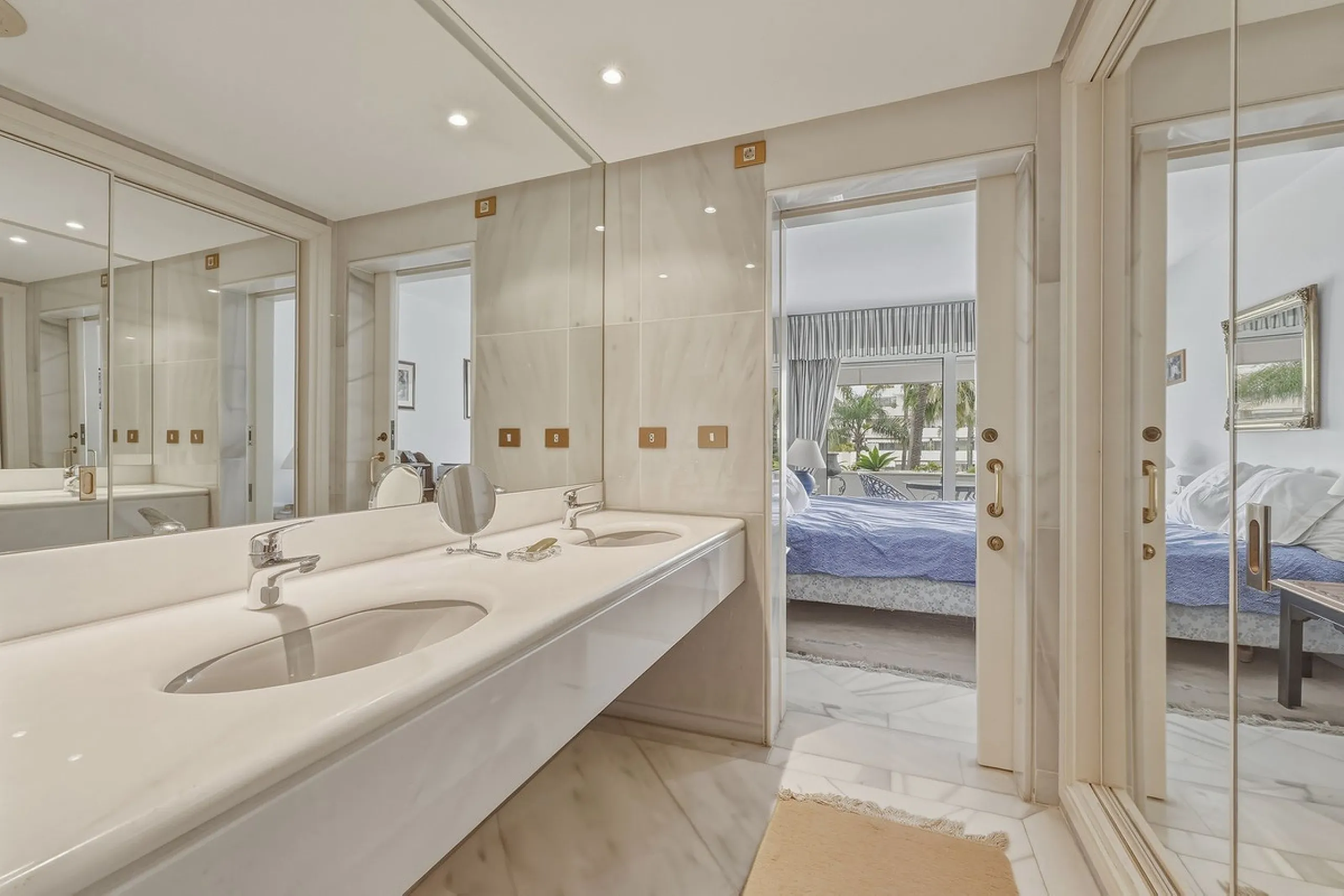 Bargain! Frontline beach apartment Los Granados one Puerto Banus for sale, Marbella.