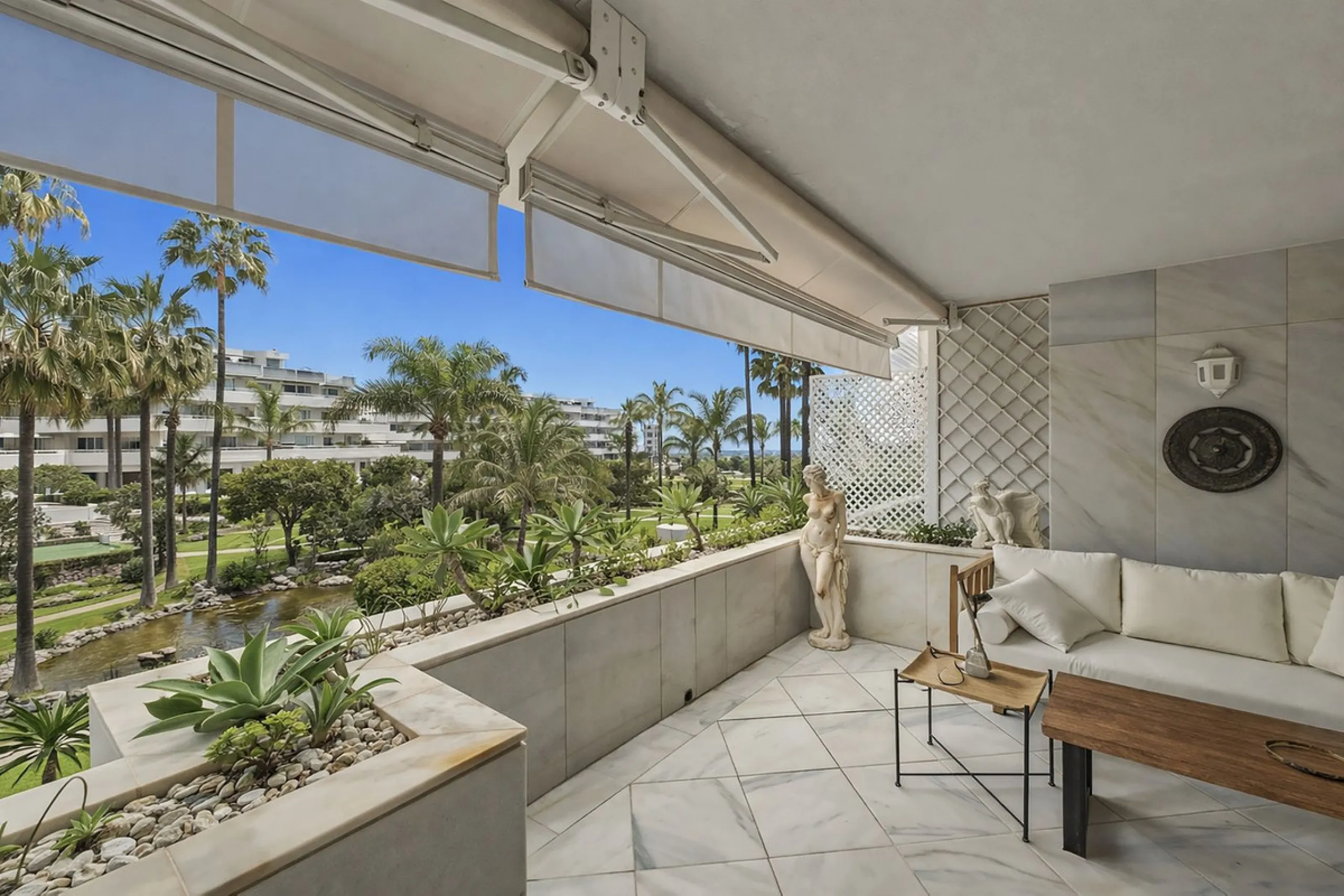 Bargain! Frontline beach apartment Los Granados one Puerto Banus for sale, Marbella.