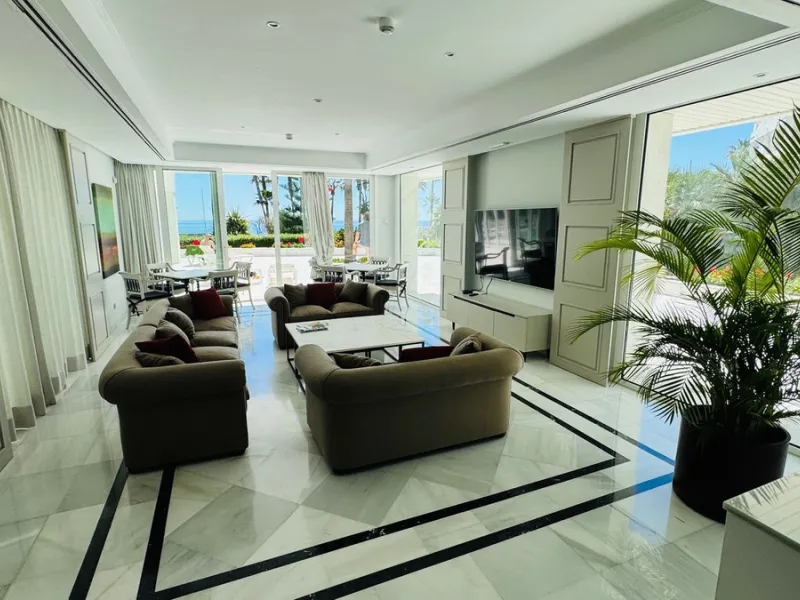 Bargain! Frontline beach apartment Los Granados one Puerto Banus for sale, Marbella.