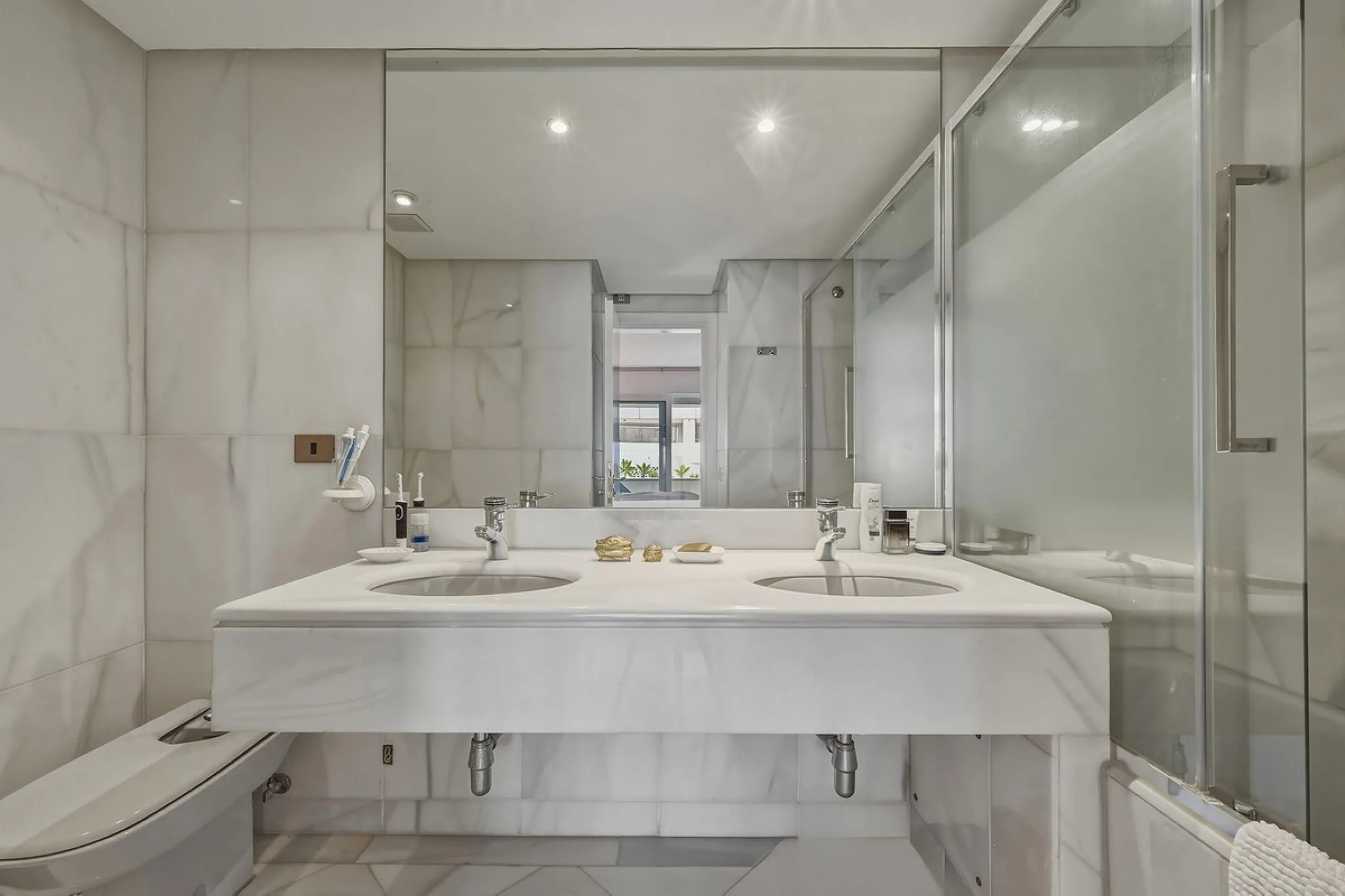Bargain! Frontline beach apartment Los Granados one Puerto Banus for sale, Marbella.