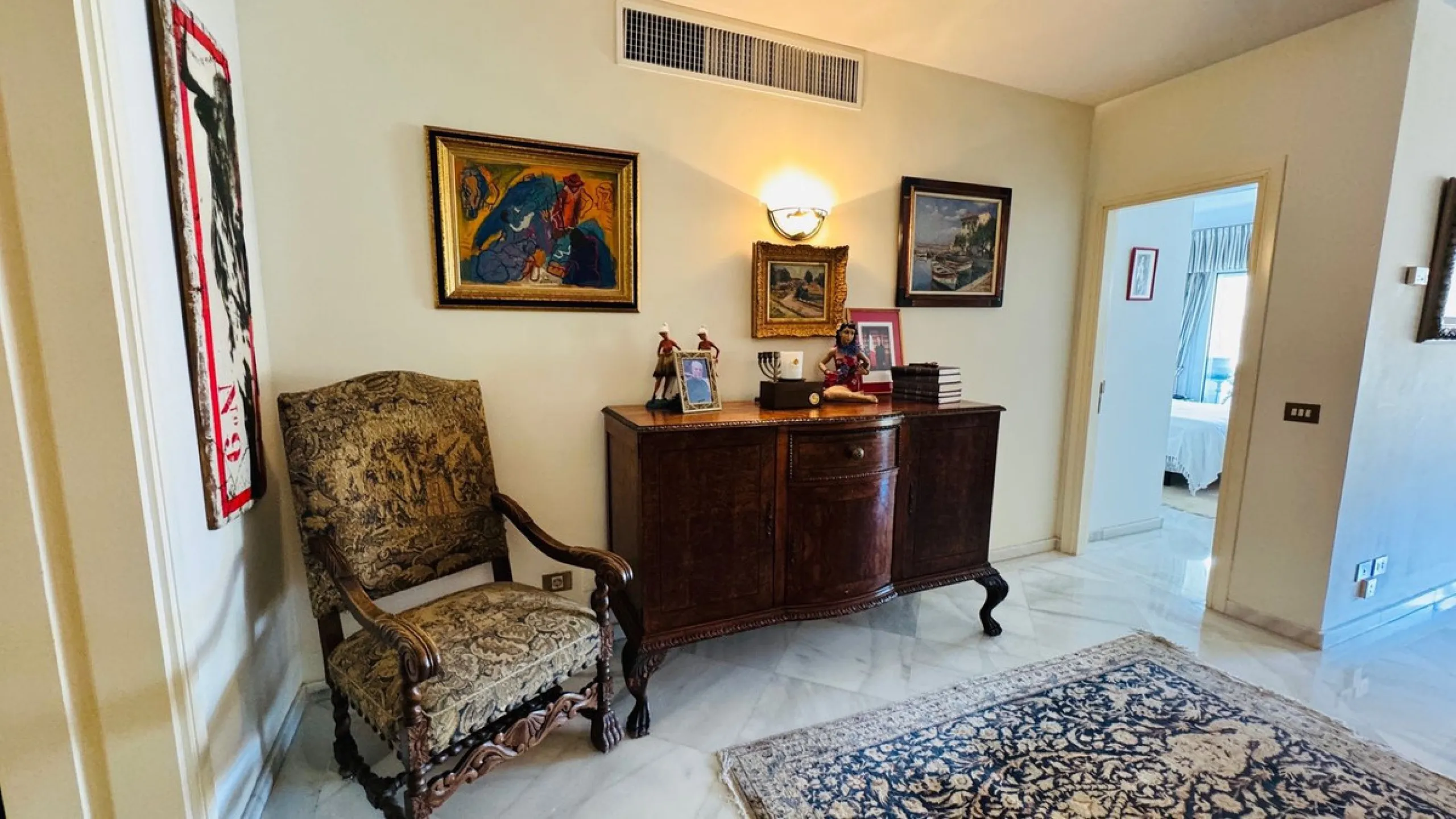 Bargain! Frontline beach apartment Los Granados one Puerto Banus for sale, Marbella.