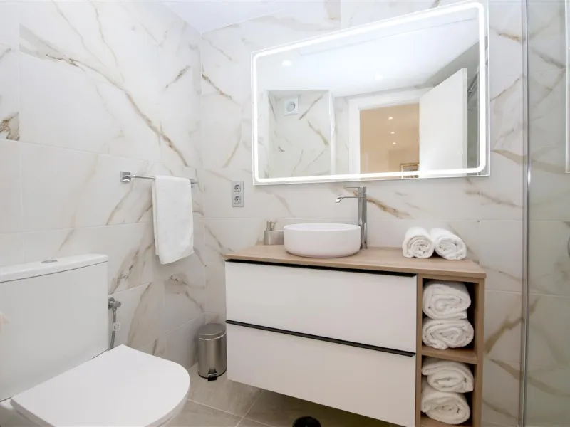 Apartment - Penthouse в продаже в Estepona, Málaga. В доме 2 спален и 2 ванных комнат. Площадь дома 102 м². Площадь участка 108 м²