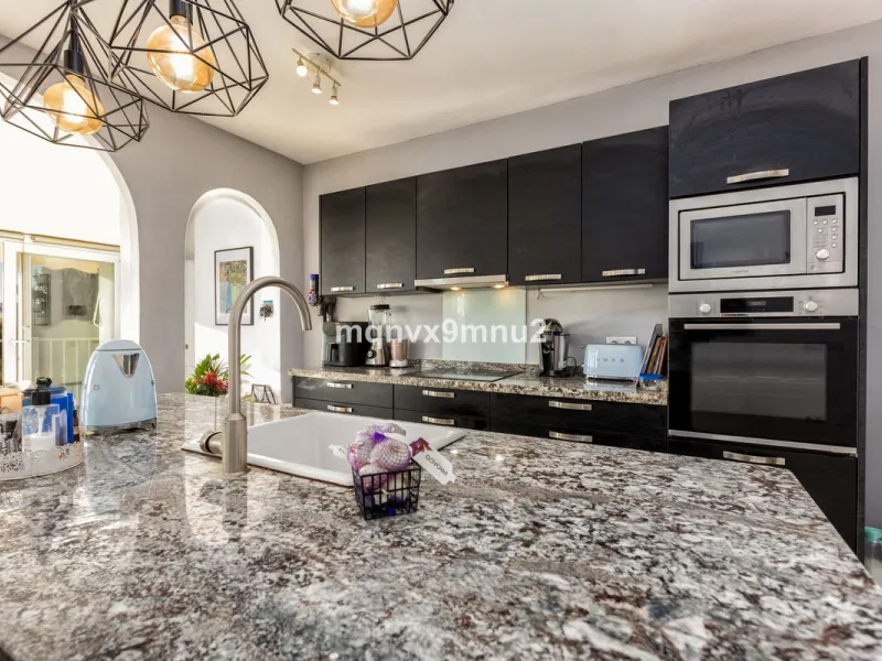 Fully detached impressive home.