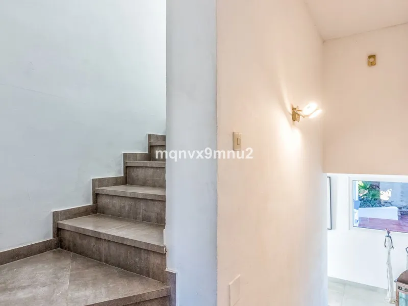 Fully detached impressive home.