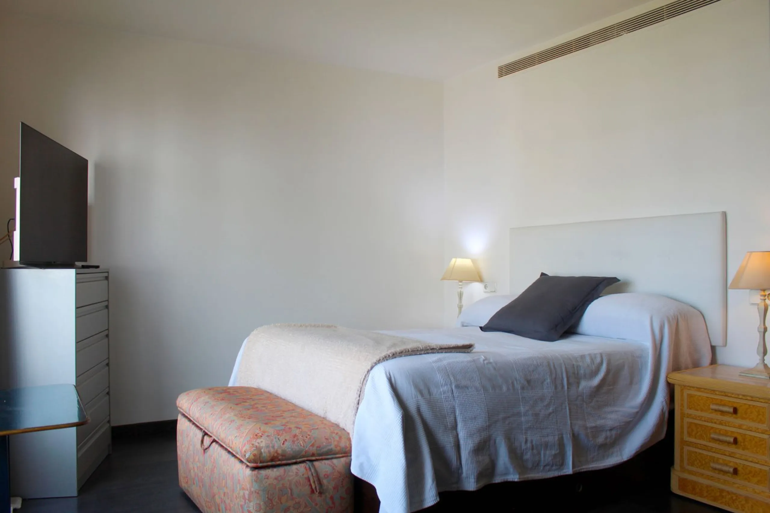 Apartment - Penthouse в продаже в Marbella, Málaga. В доме 3 спален и 3 ванных комнат. Площадь дома 208 м²