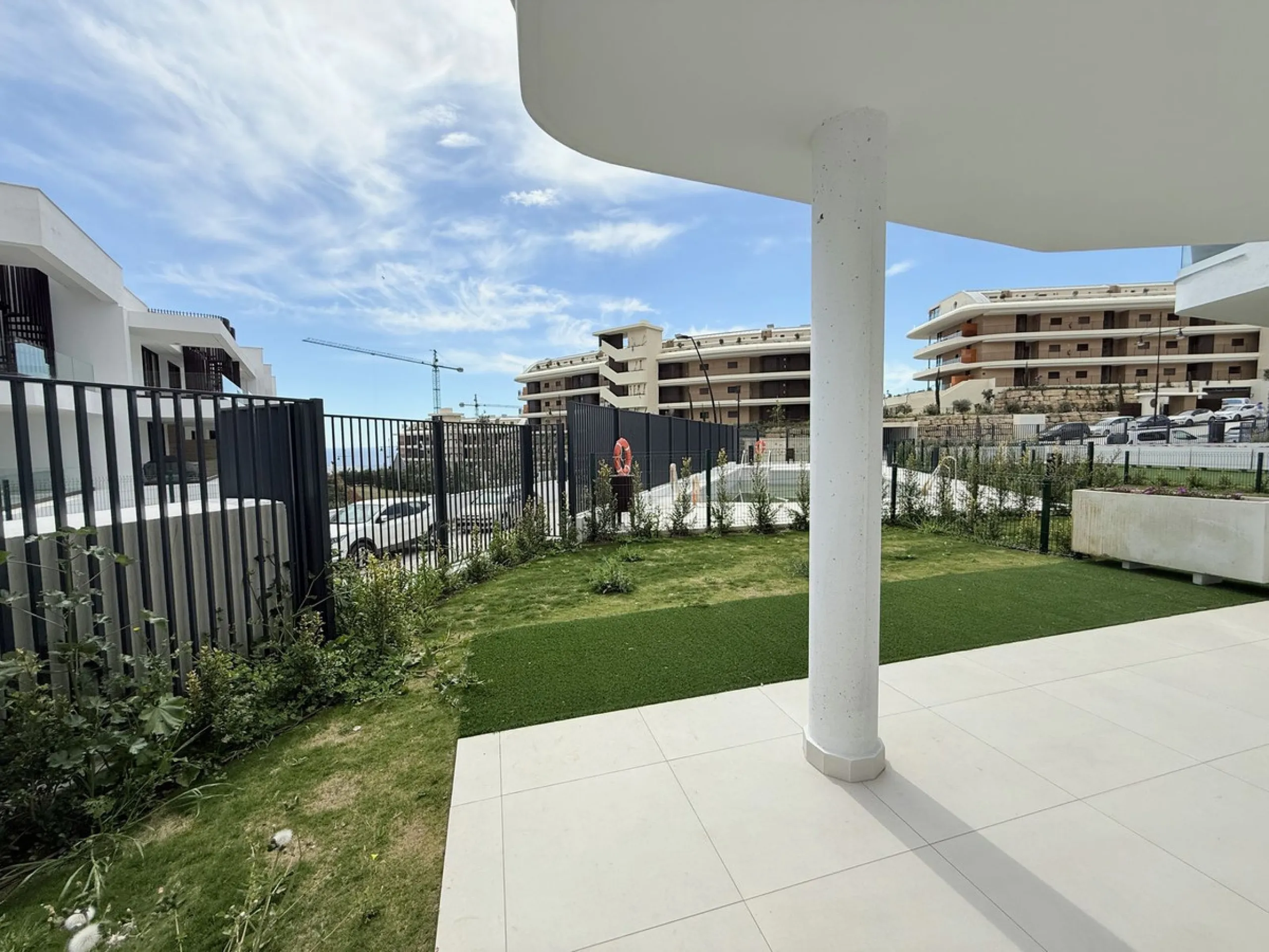Just completed before Christmas, this brand-new corner ground-floor apartment offers a perfect blend of modern comfort and outdoor living in the heart of the Costa del Sol.