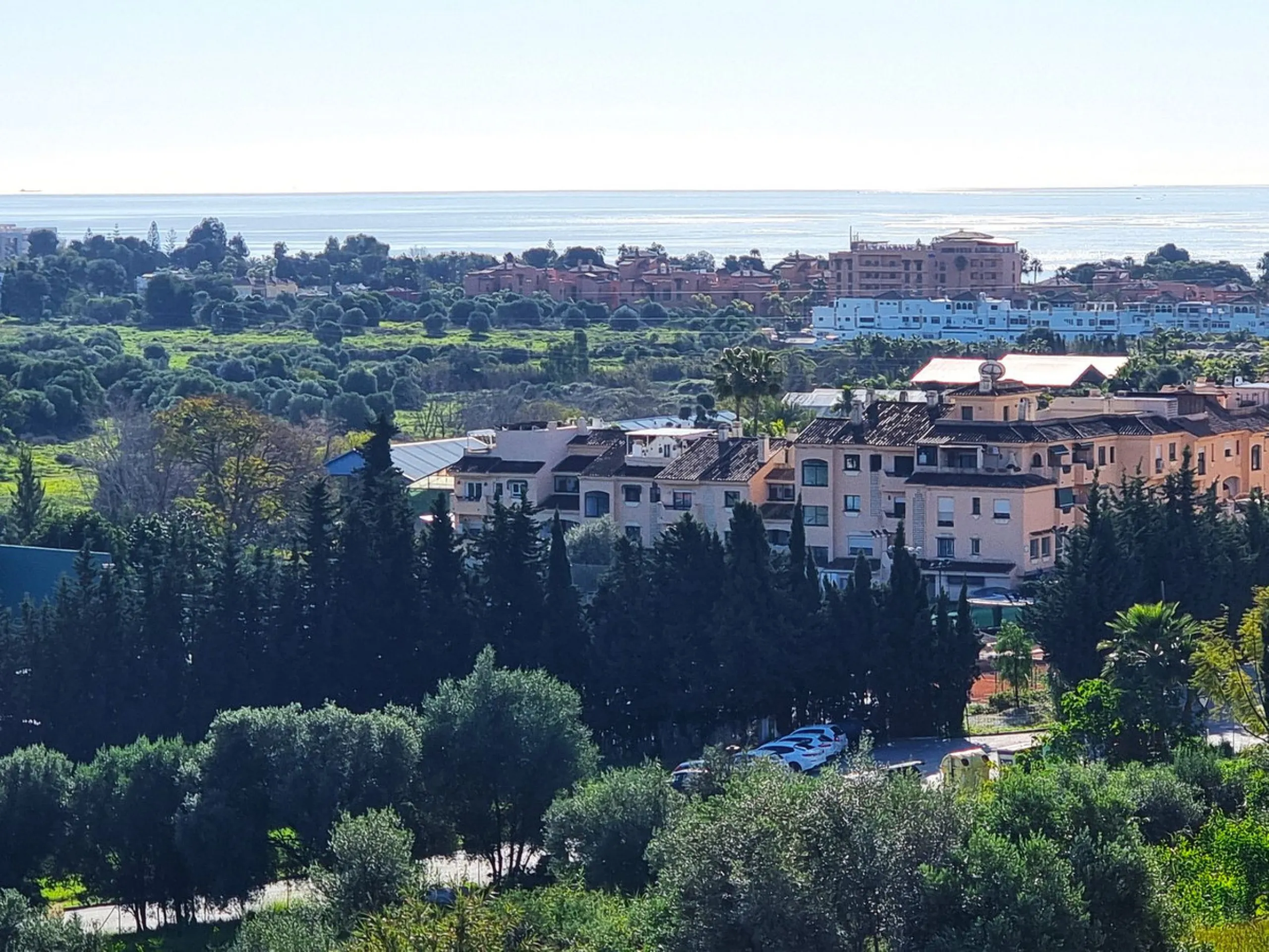 Apartment - Top Floor Apartment в продаже в Estepona, Málaga. В доме 3 спален и 3 ванных комнат. Площадь дома 132 м²