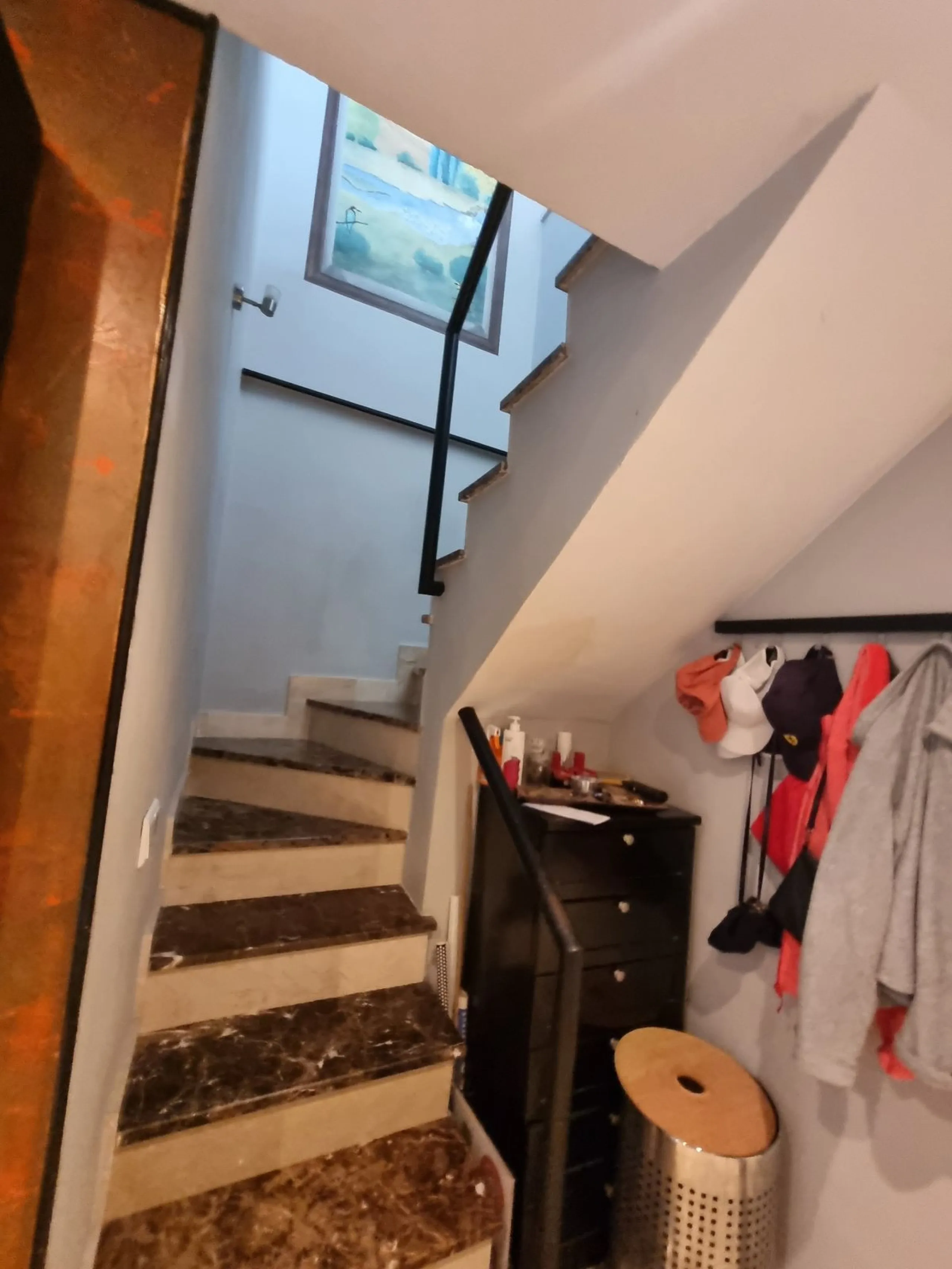 Apartment - Top Floor Apartment в продаже в Estepona, Málaga. В доме 3 спален и 3 ванных комнат. Площадь дома 132 м²